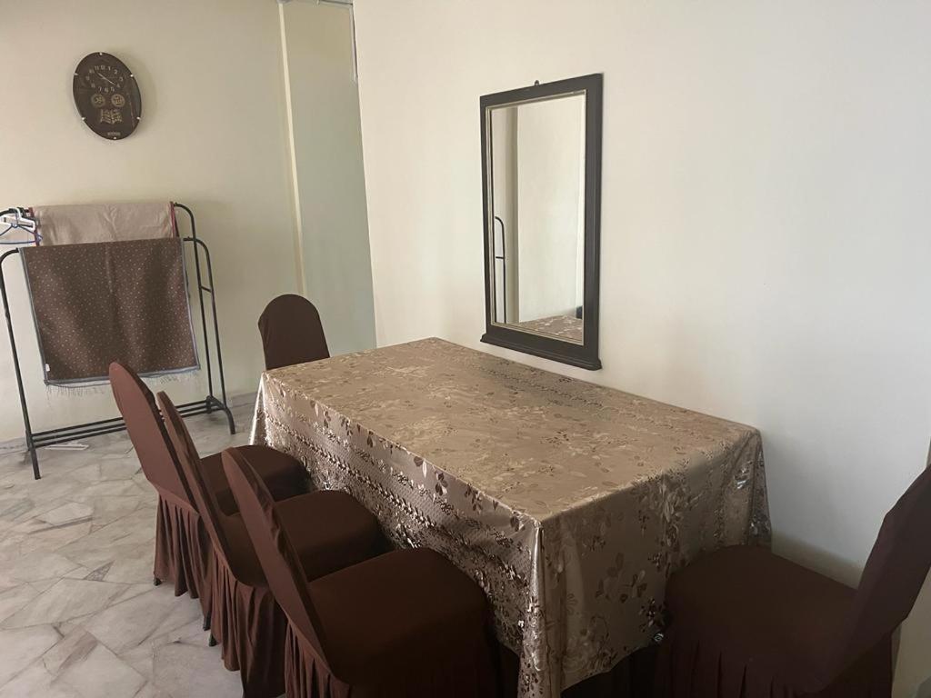 Shayah Homestay Порт-Диксон Экстерьер фото